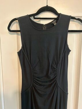 Ann Taylor Sleeveless Black Dress With Ruched Bodycon Design - SZ 0